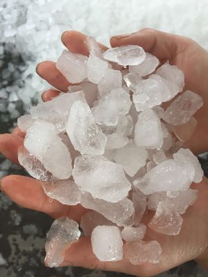ジュースのレストランの商業ステンレス鋼ねじ氷の電気かみそりの粉砕機機械